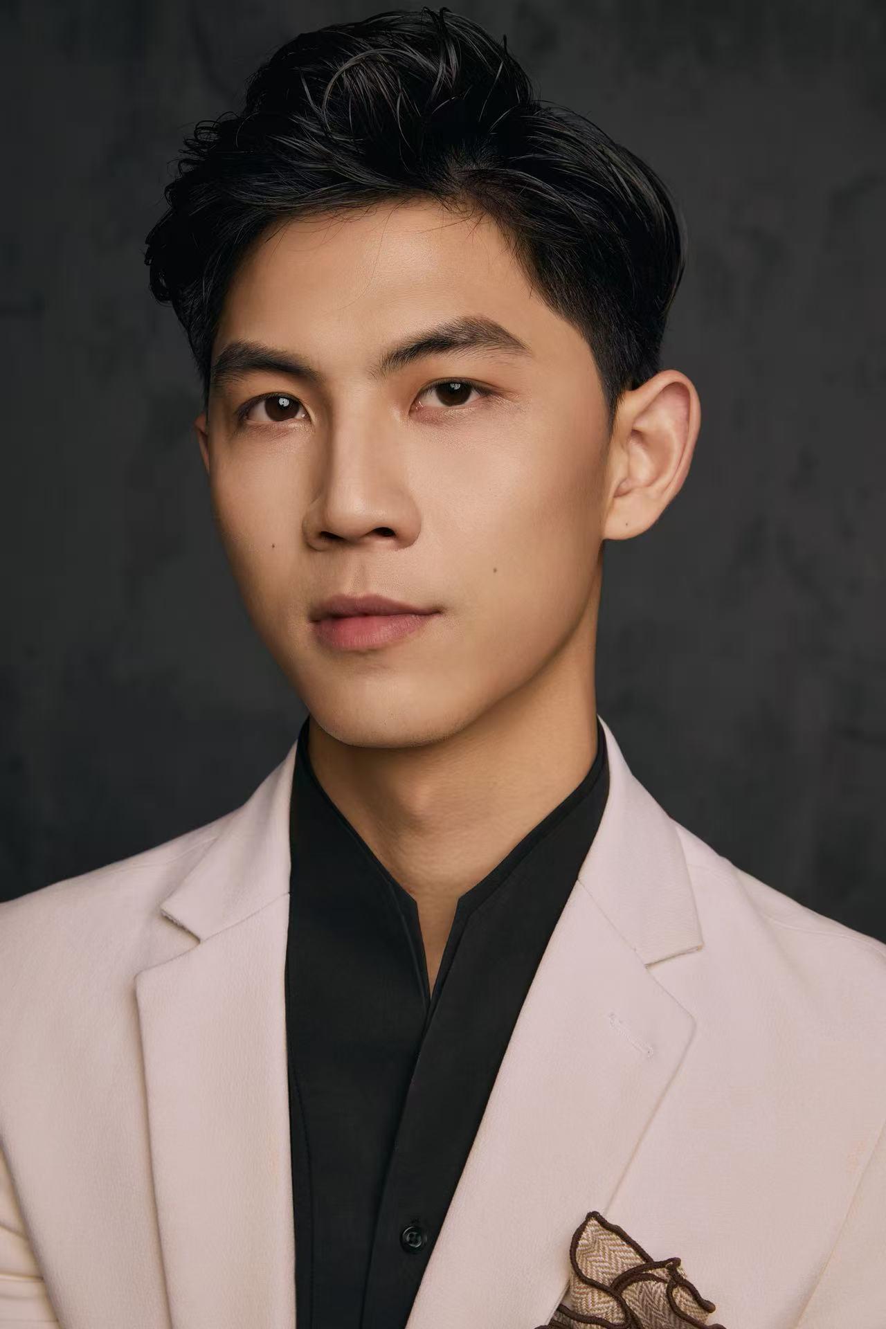 杨泽雄